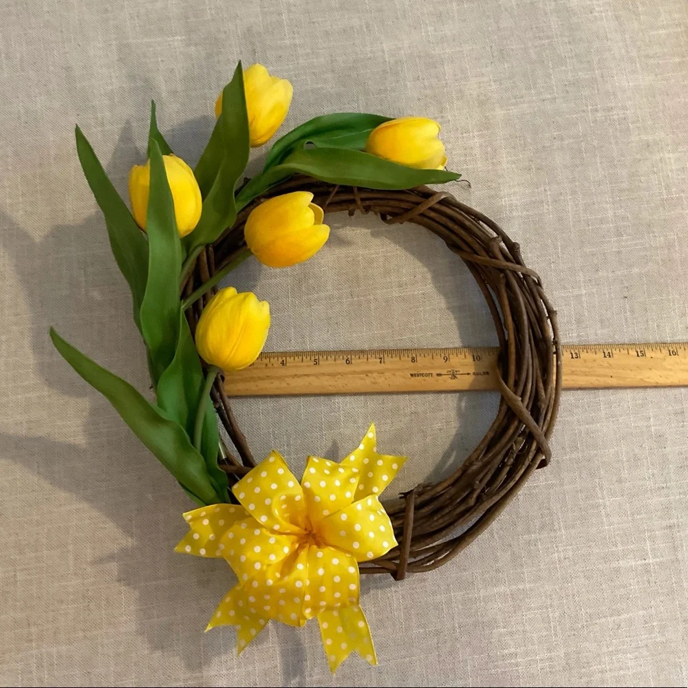 Yellow Tulips Springtime Wreath 🌷
